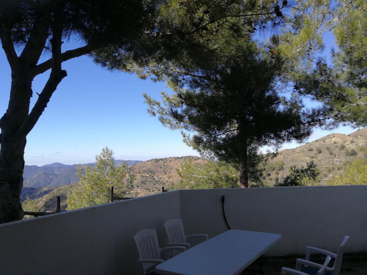 Heaven Of Prodromos Bed and Breakfast Exteriör bild