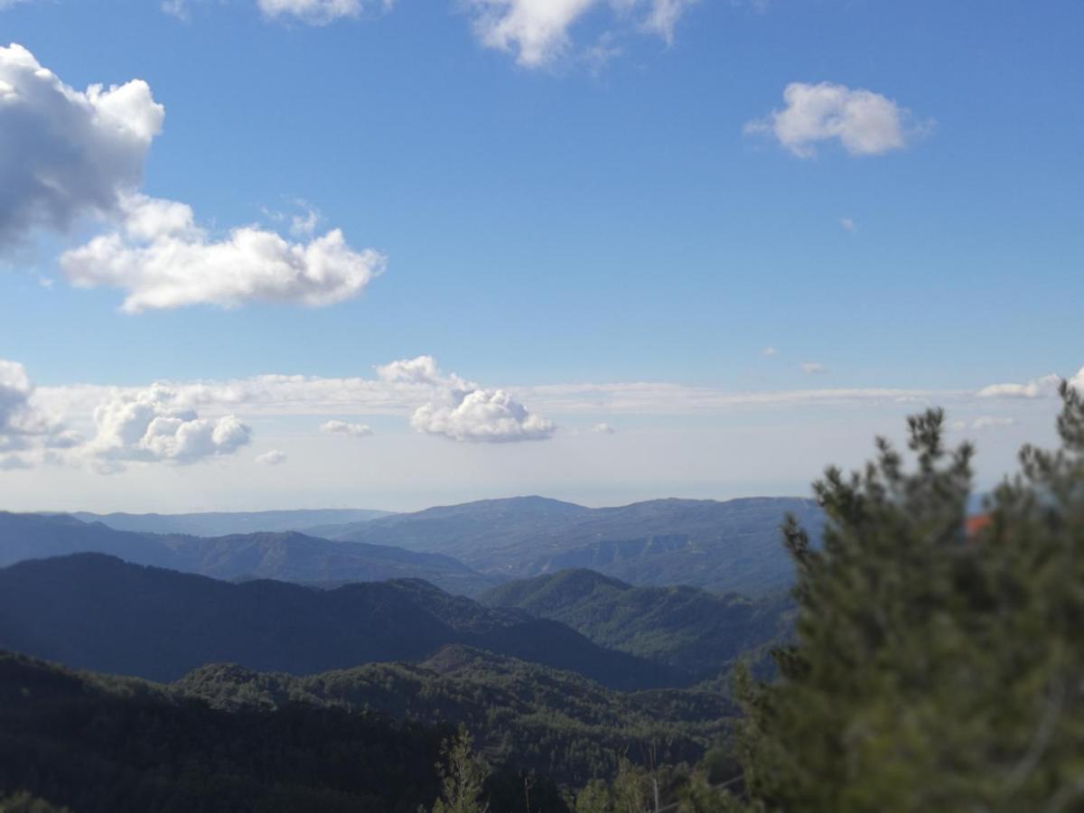 Heaven Of Prodromos Bed and Breakfast Exteriör bild